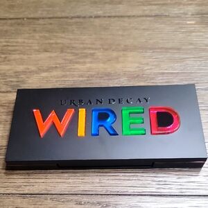 Urban Decay Wired Eyeshadow Palette